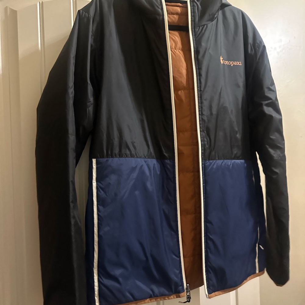 Cotopaxi Black and Blue Performance Jacket Quilted Design